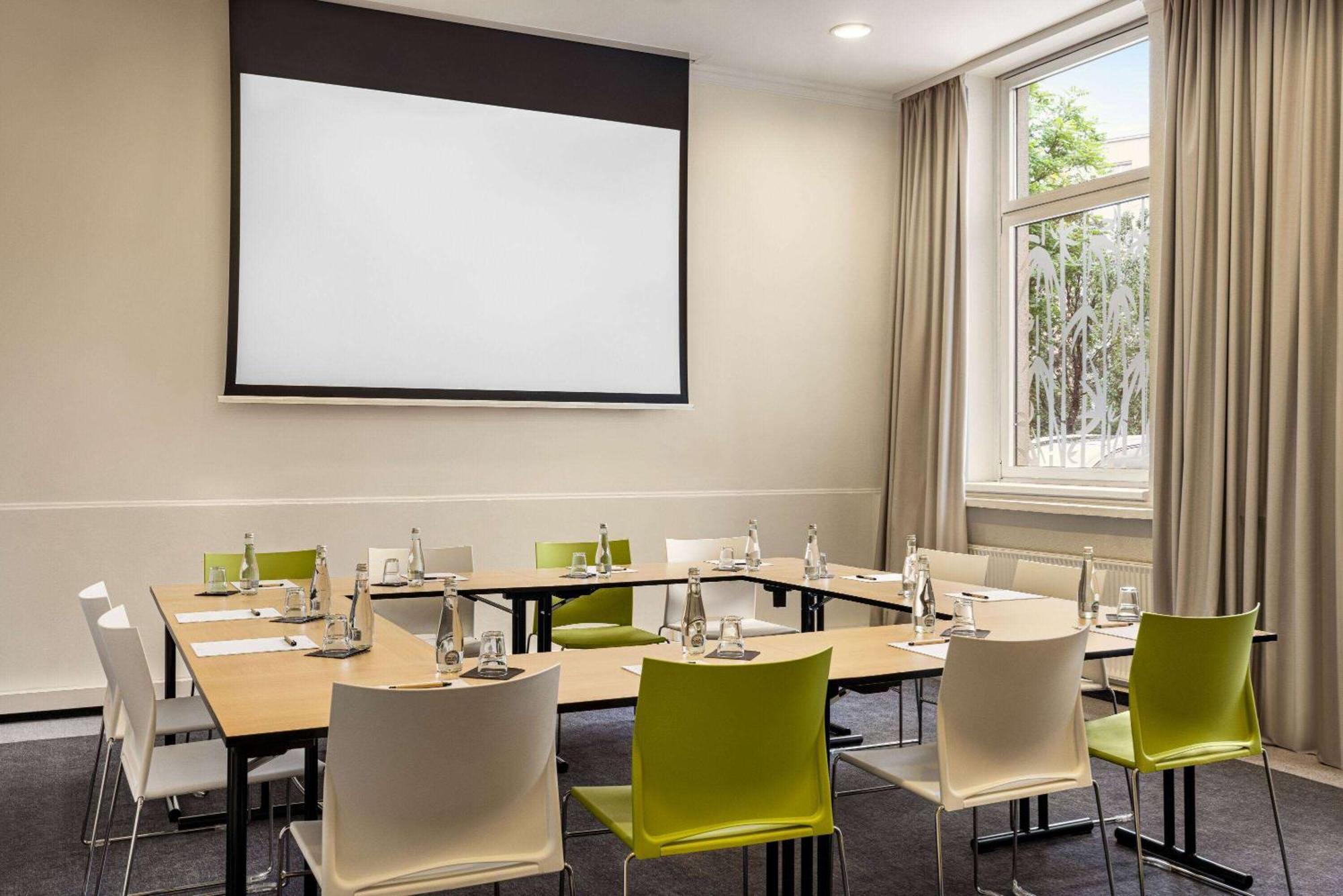Vienna House Easy By Wyndham Cracow Hotel Krakow Luaran gambar