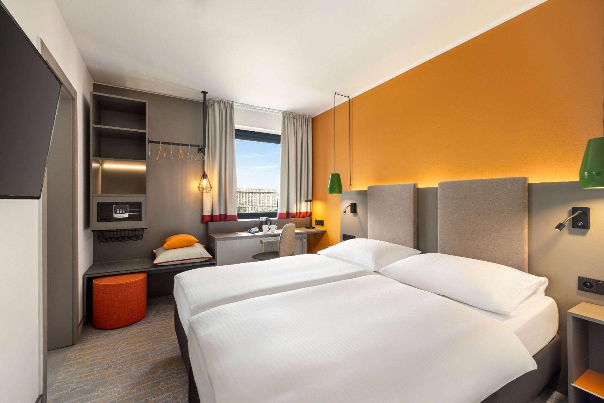 Vienna House Easy By Wyndham Cracow Hotel Krakow Luaran gambar